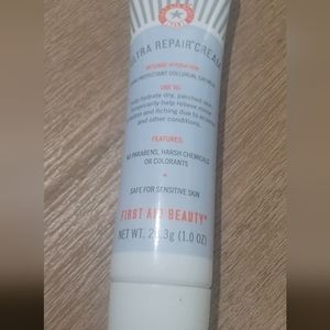First Aid Beauty Ultra Repair Cream